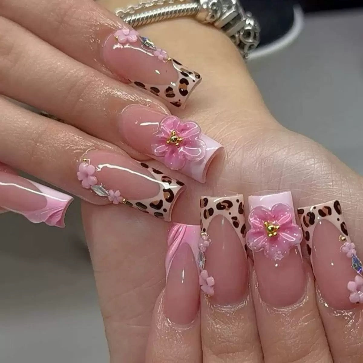 French-Style Leopard 3D Flower Removable Press-On Nails