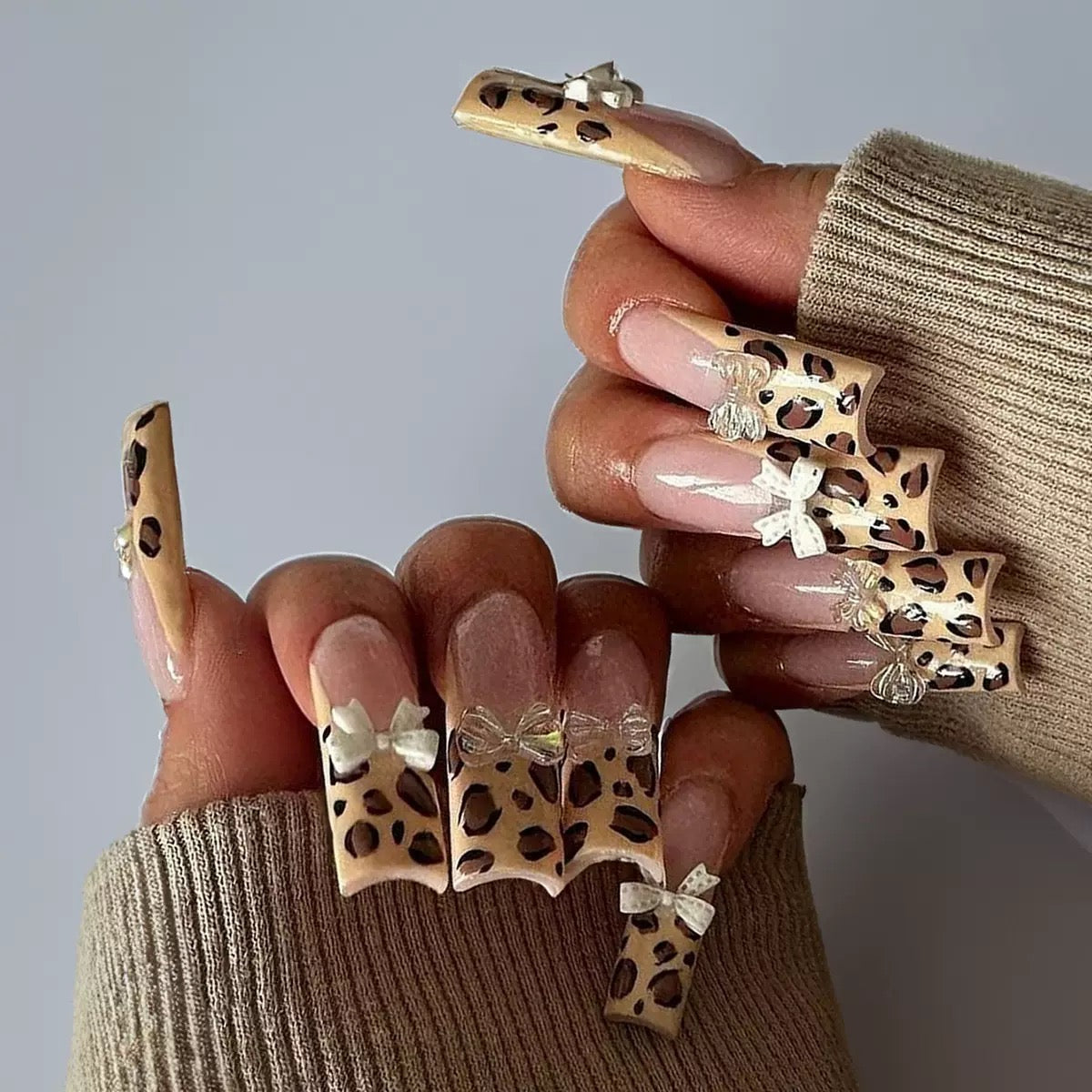 Sweet & Cool French Leopard Print 3D Bow Detachable Press-On Nails