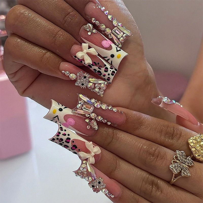 Cute KITTY Cat French Press-On Nails with Sparkling Bow – Stylish & Trendy