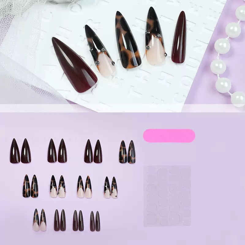 Minimalist Silver Studded Leopard Print Stiletto Detachable Press-On Nails