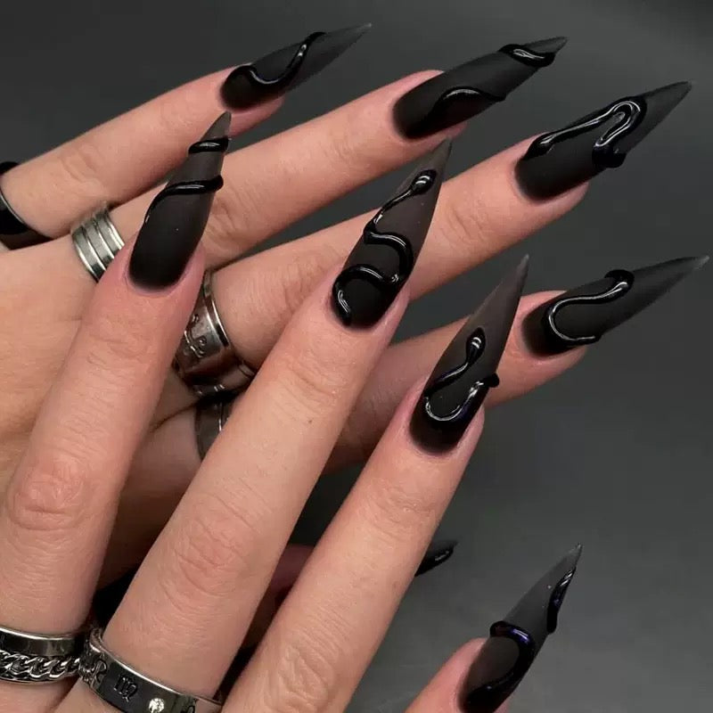 Dark Aesthetic 3D Black Snake Matte Minimalist Detachable Press-On Nails