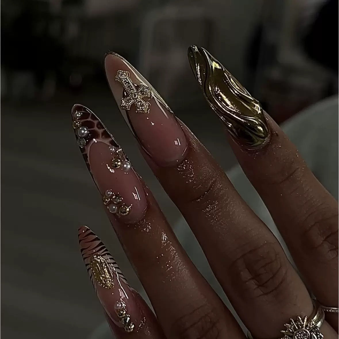 Hot-Selling French Leopard 3D Long Stiletto Rhinestone Cross Sparkle Detachable Press-On Nails | EU & US Trendy Style