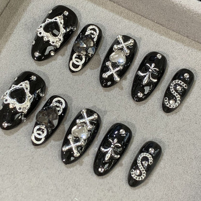 Dark Glam Hot Girl Heart Chain Rhinestone Press-On Nails