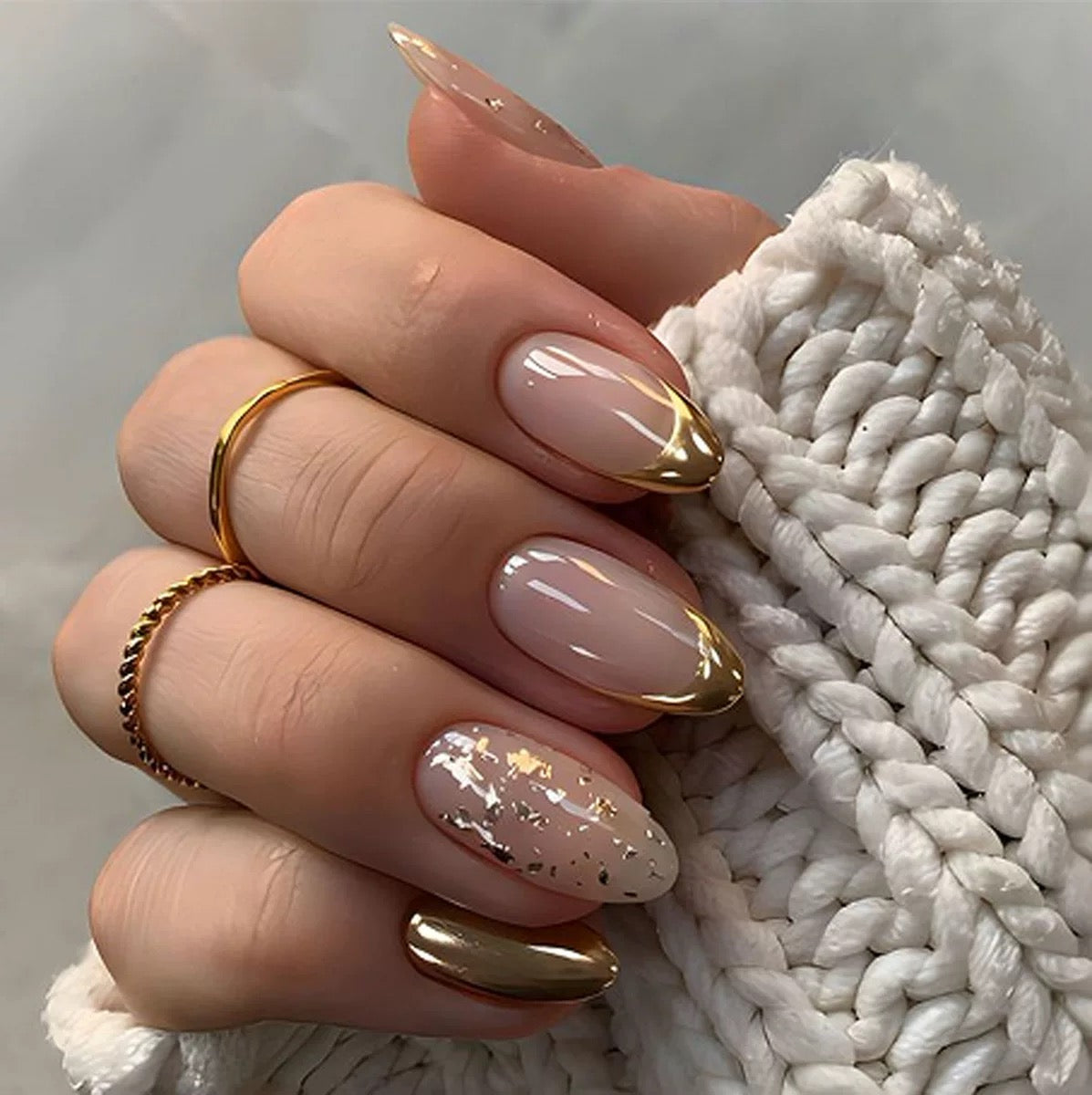 Sparkling Pearl Short Nude Pink Gold Foil French Detachable Press-On Nails | Premium Luxury Style