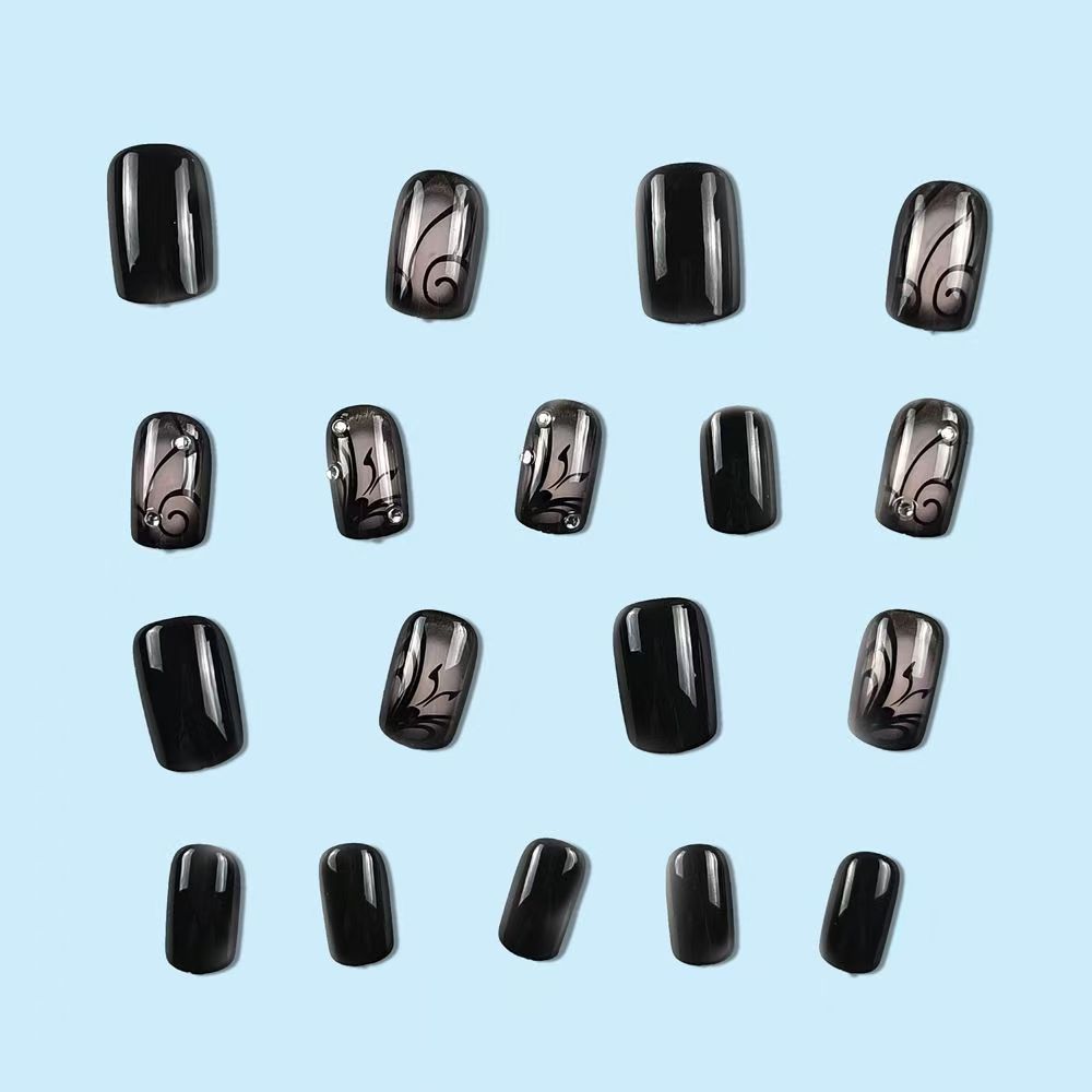 Dark Goth Babe Black Vine Ready-to-Wear Press-On Nail