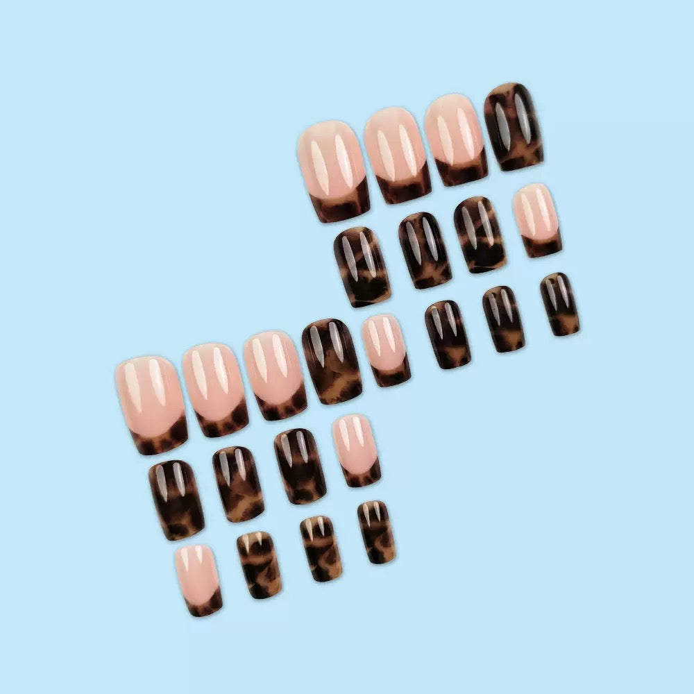 French-Style Edgy Girl Leopard Print Blended Vintage Press-On Nails