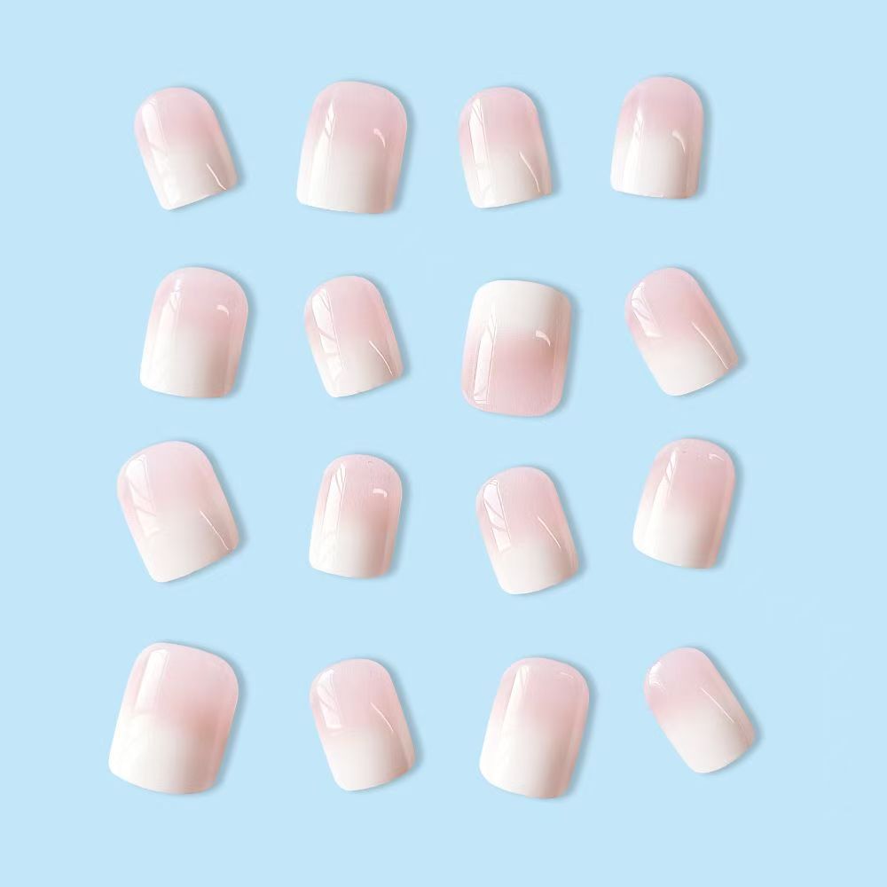 Elegant Gradient Press-On Nails