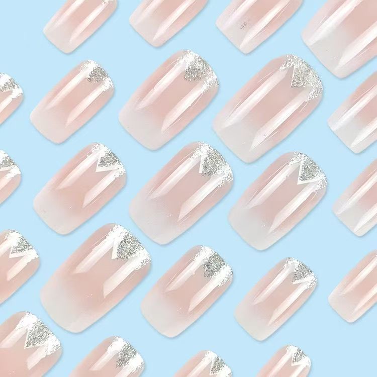 Silver Glitter Mountain Ombre Press-On Nails