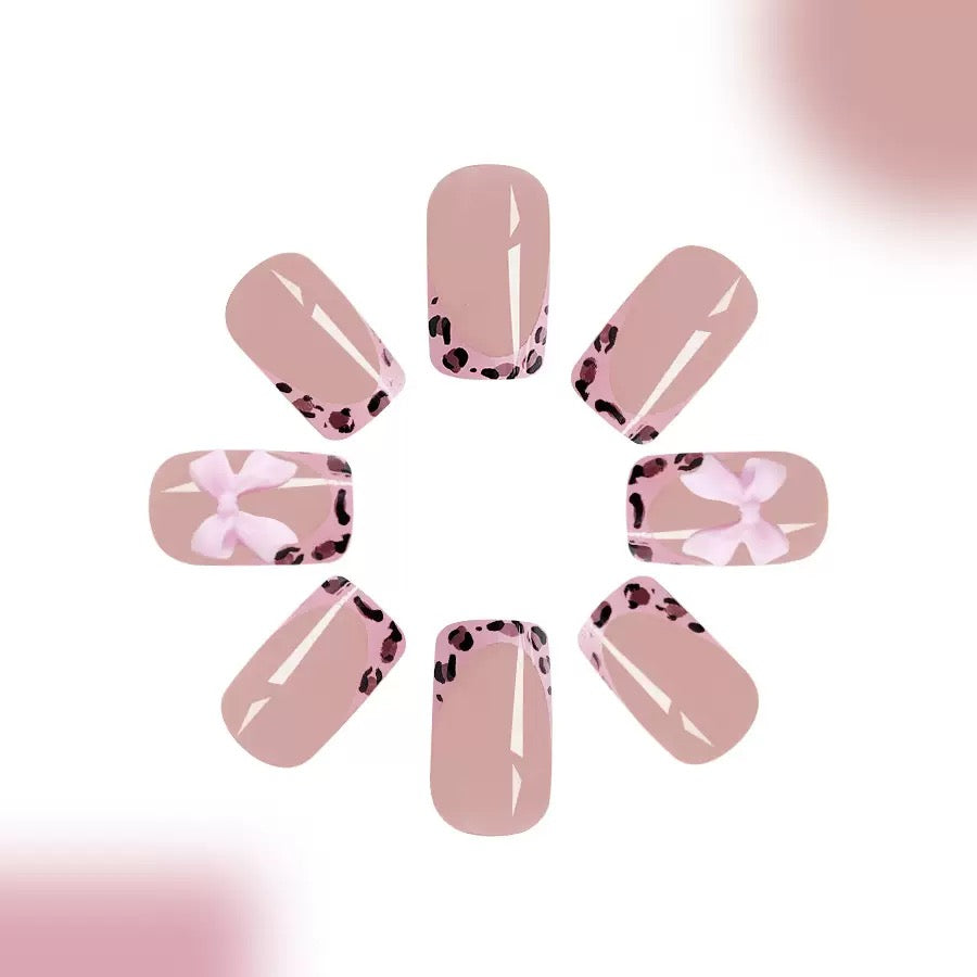 Valentine’s Day Pink Leopard Print Color-Block Bow Removable Press-On Nails