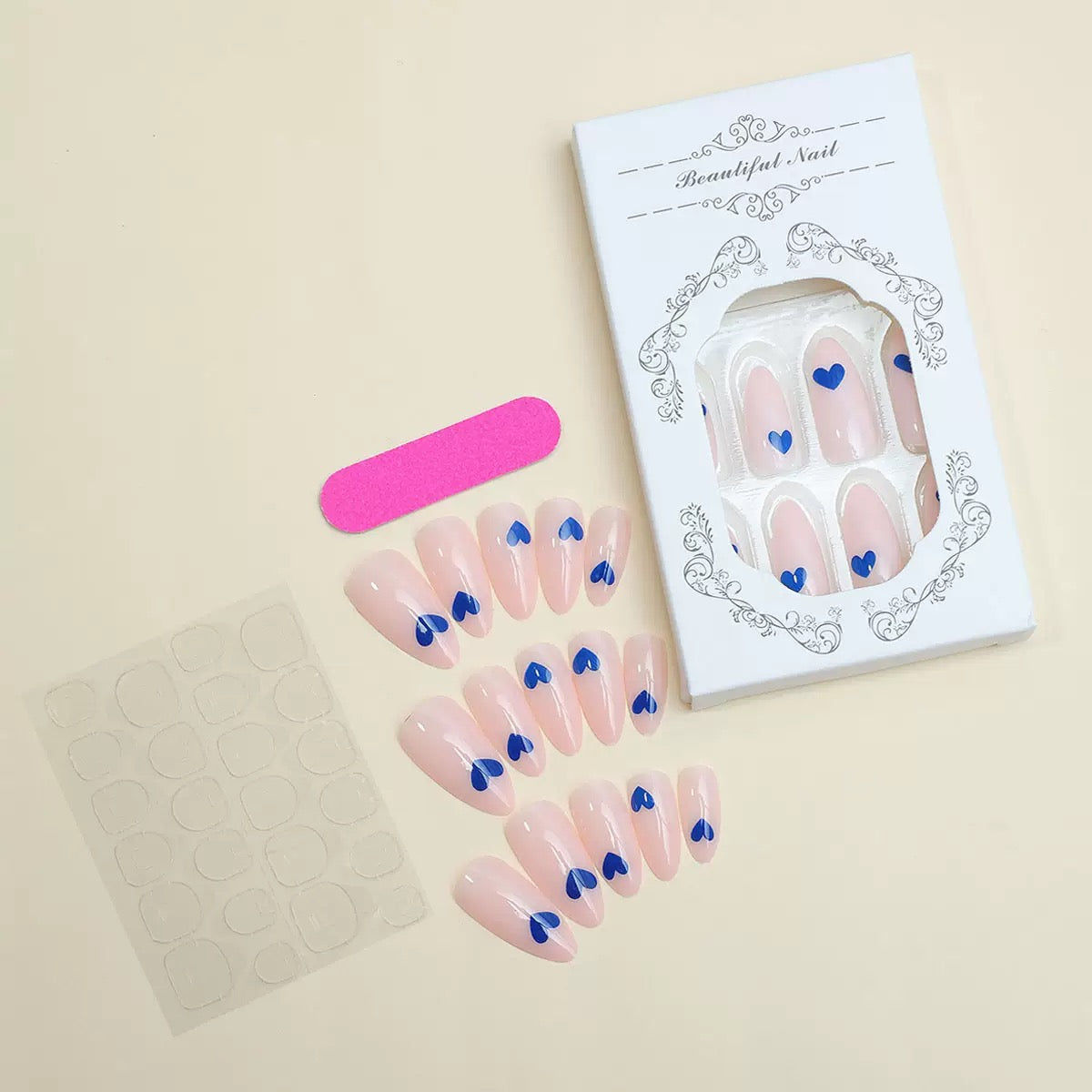 White & Black Small Heart Almond Press-On Nails, Minimalist Everyday European Style Reusable False Nails